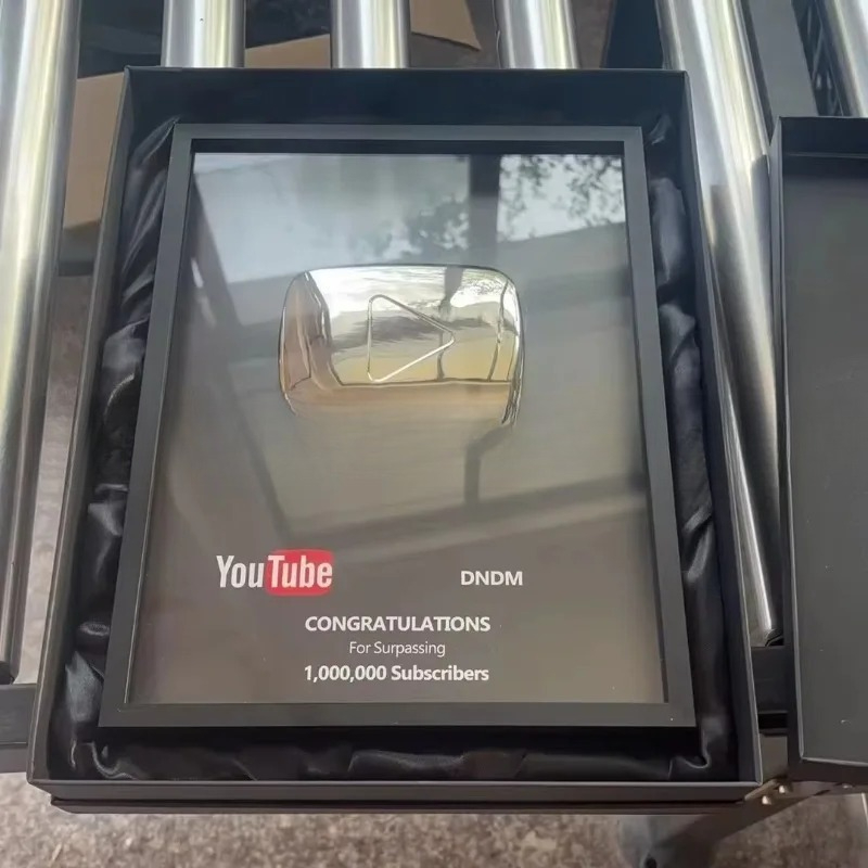 Board Game Youtube - YouTube and Bilibili Game Button Logo